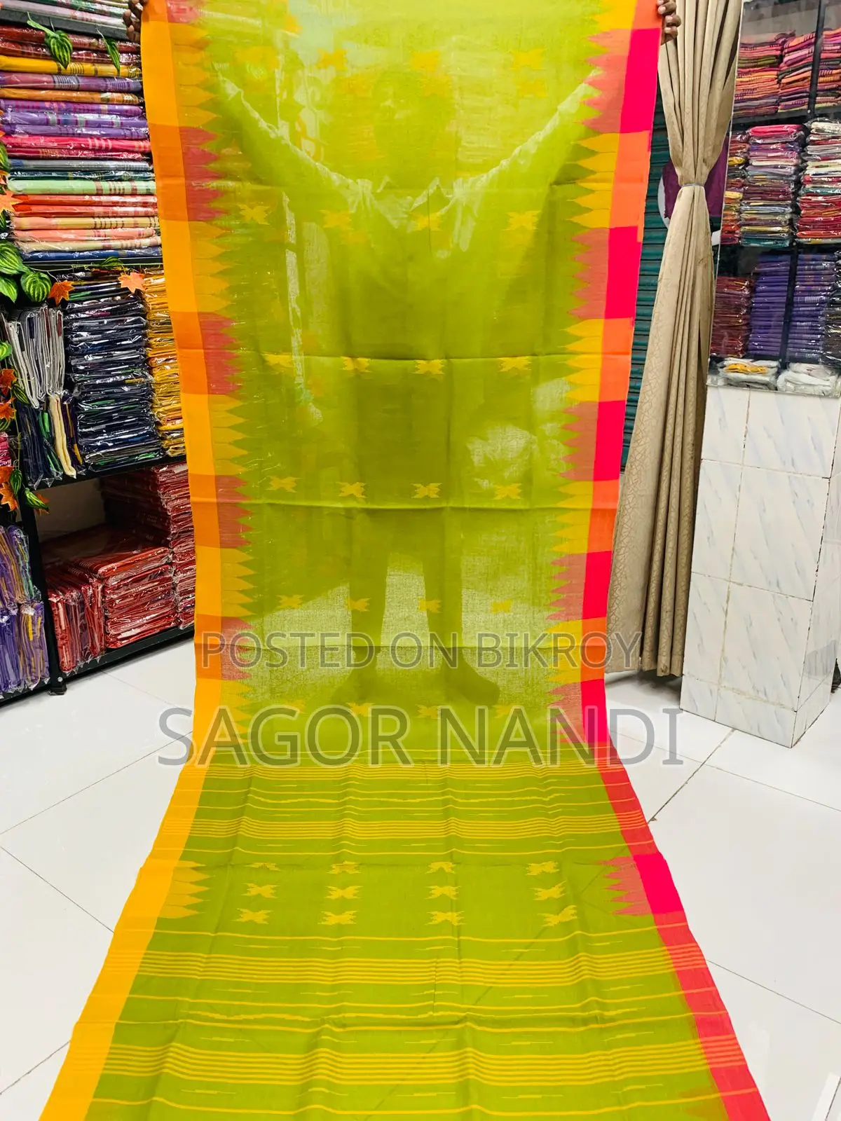 মনিপুরী শাড়ি