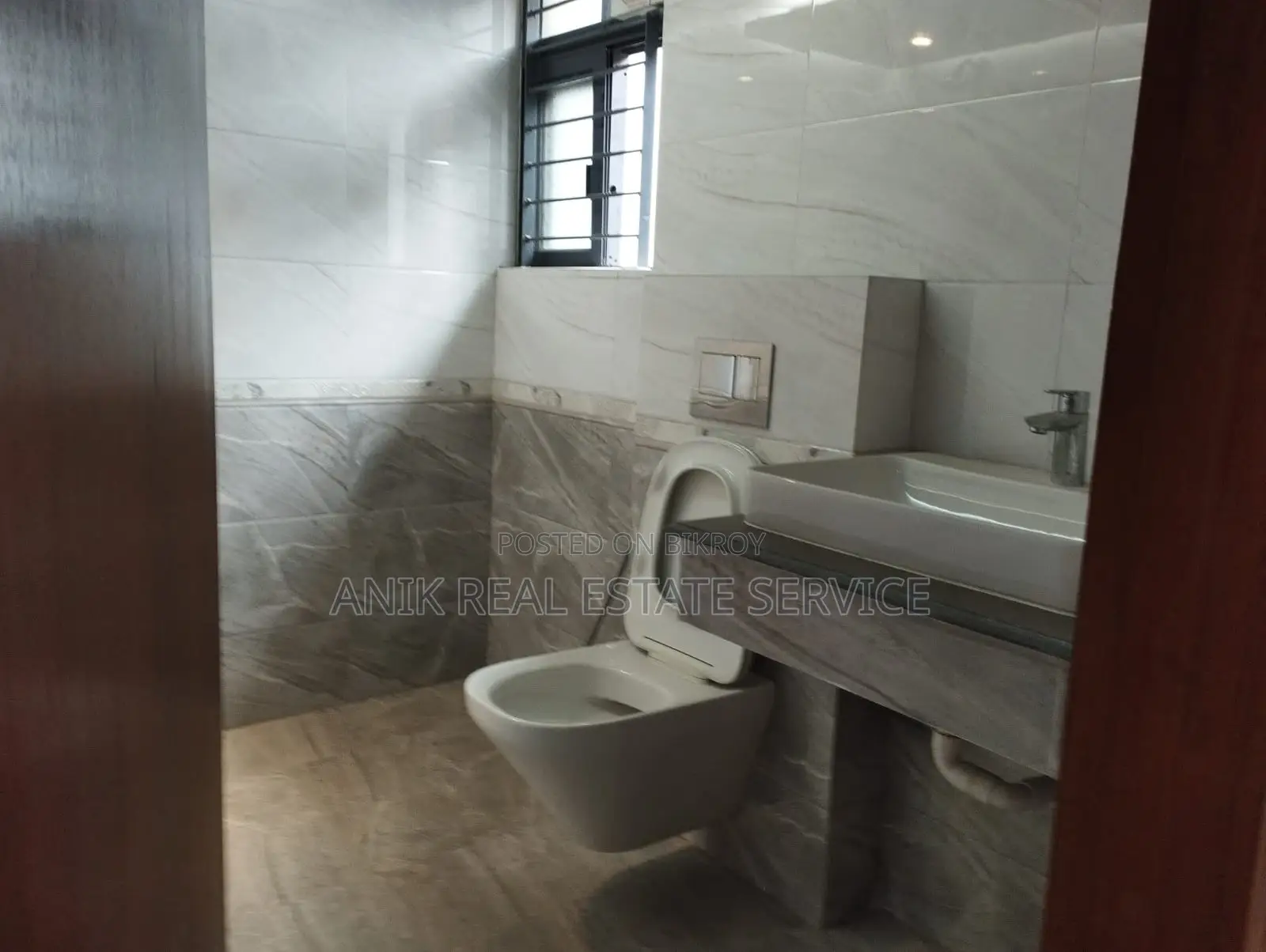 Good Quality 3 Bedroom Unfurnished Flat Rent At Gulshan 1