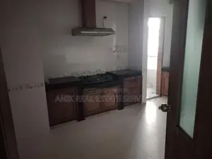 Good Quality 3 Bedroom Un Farnised Flat Rent In Gulshan