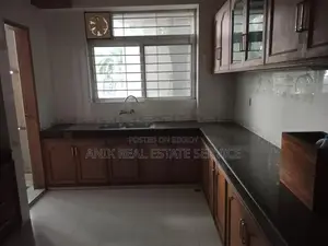 Good Quality 3 Bedroom Un Farnised Flat Rent In Gulshan