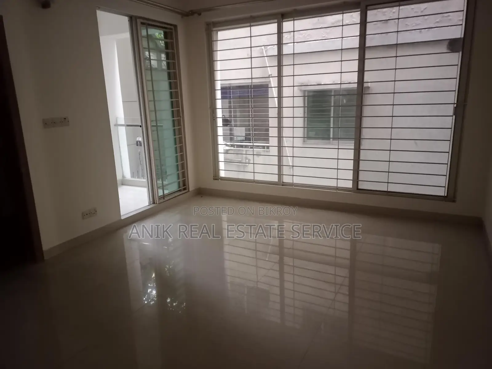 Good Quality 3 Bedroom Un Farnised Flat Rent In Gulshan