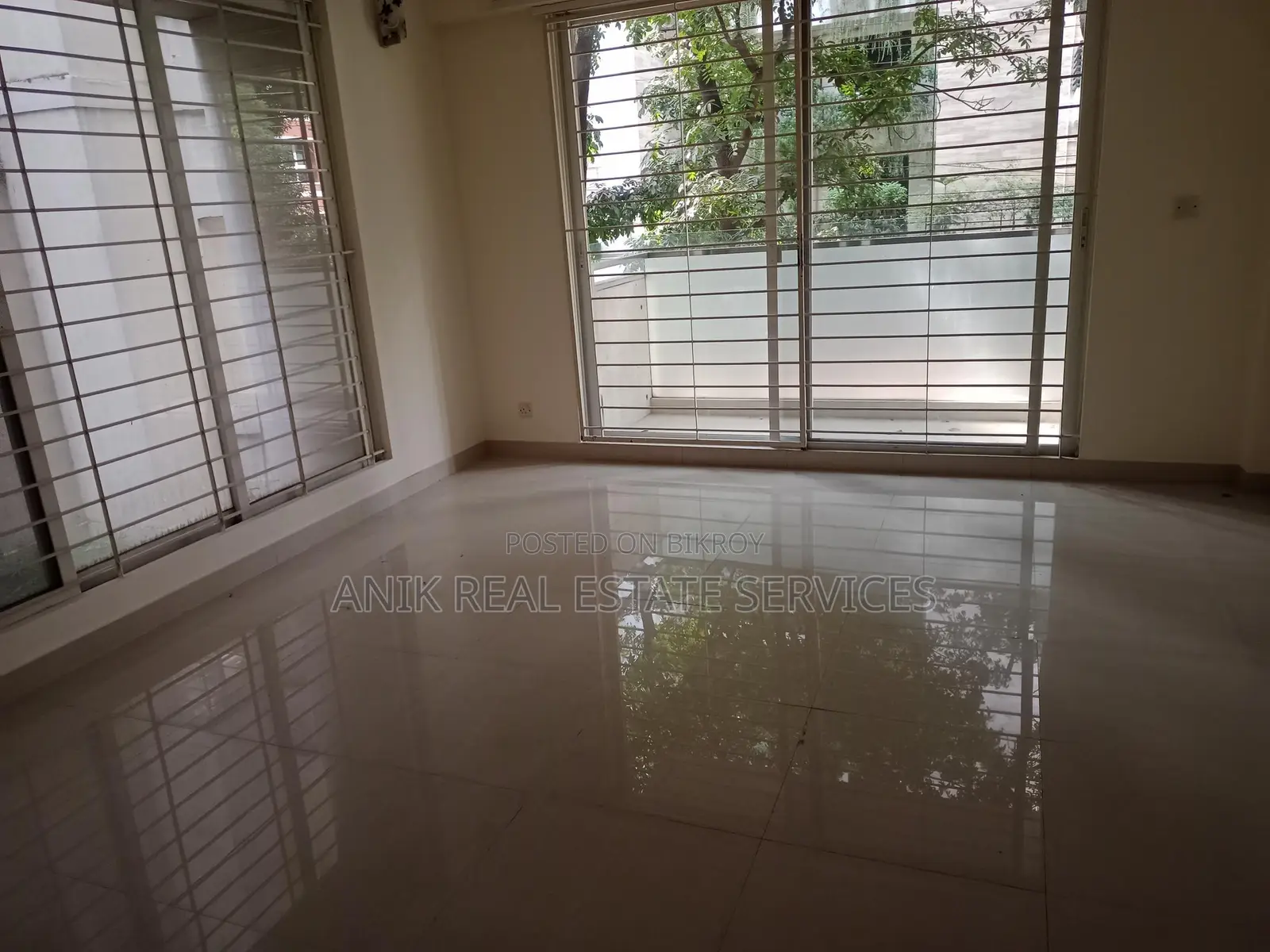 Good Quality 3 Bedroom Un Farnised Flat Rent In Gulshan