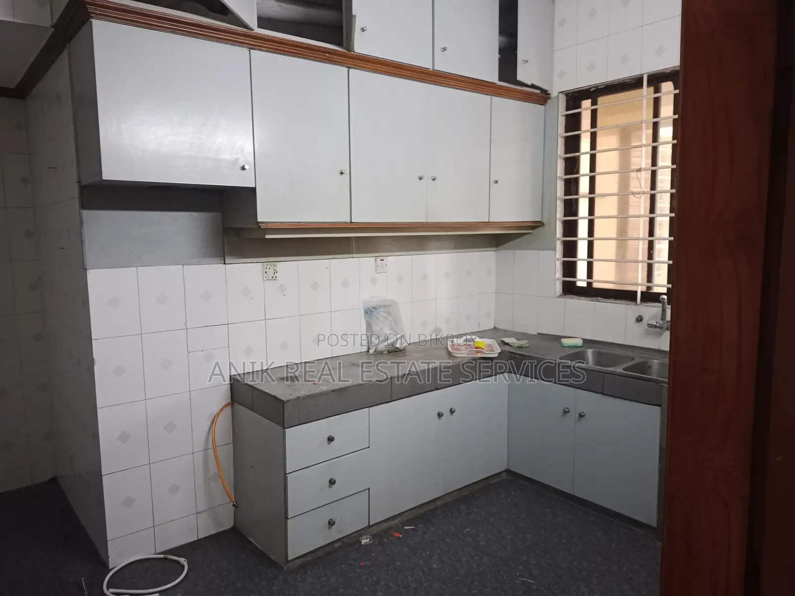 Good Quality 3 Bedroom Un Farnised Flat Rent In Gulshan