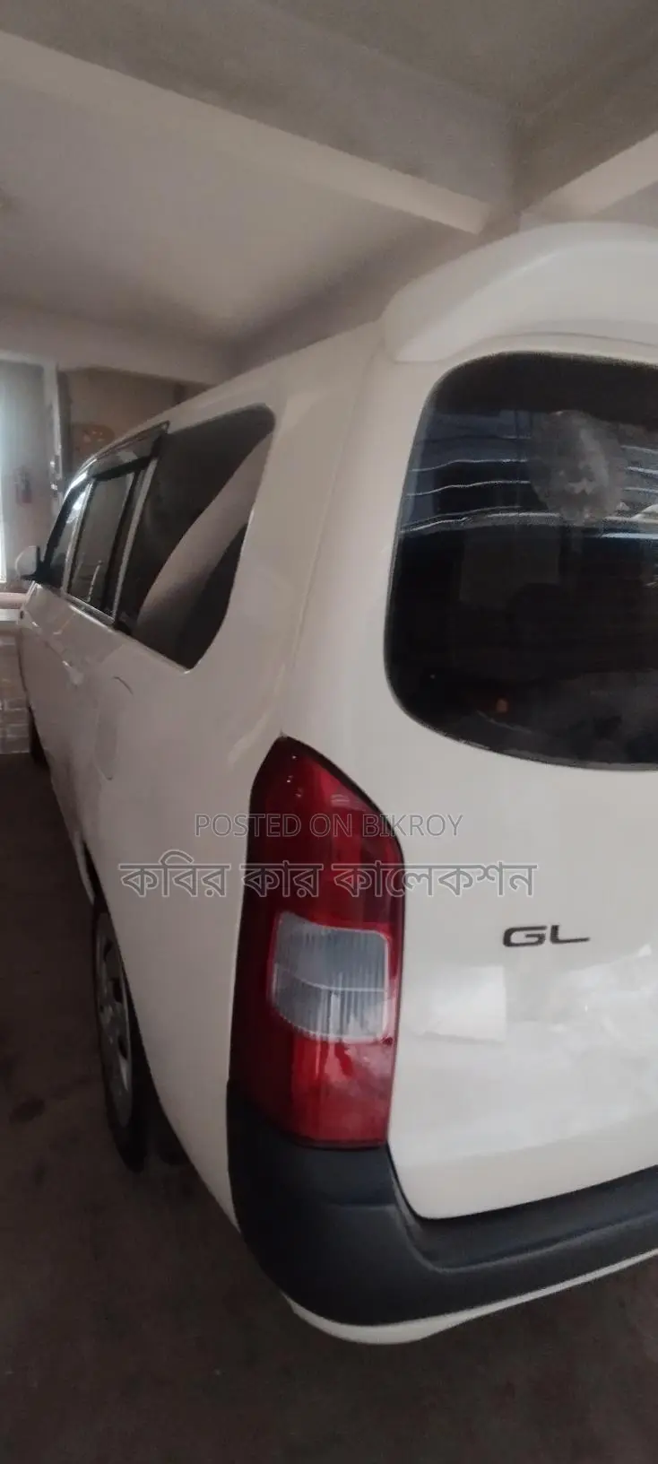 Toyota Probox white 2005