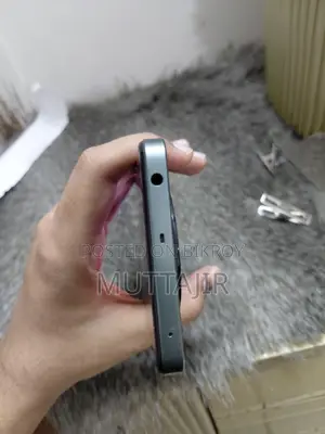 রিয়েলমি ১২ (ব্যবহৃত)