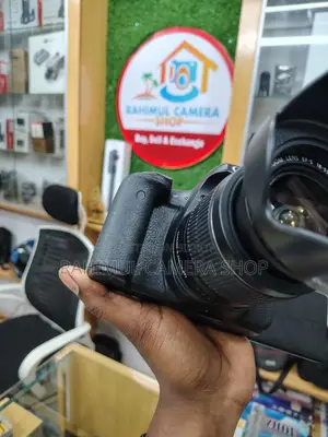 Grab this Eid special offer: Canon 750D with 18-55 lens in fresh condition