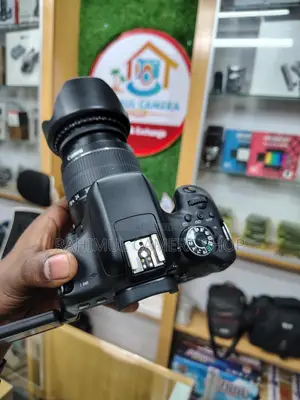 Grab this Eid special offer: Canon 750D with 18-55 lens in fresh condition