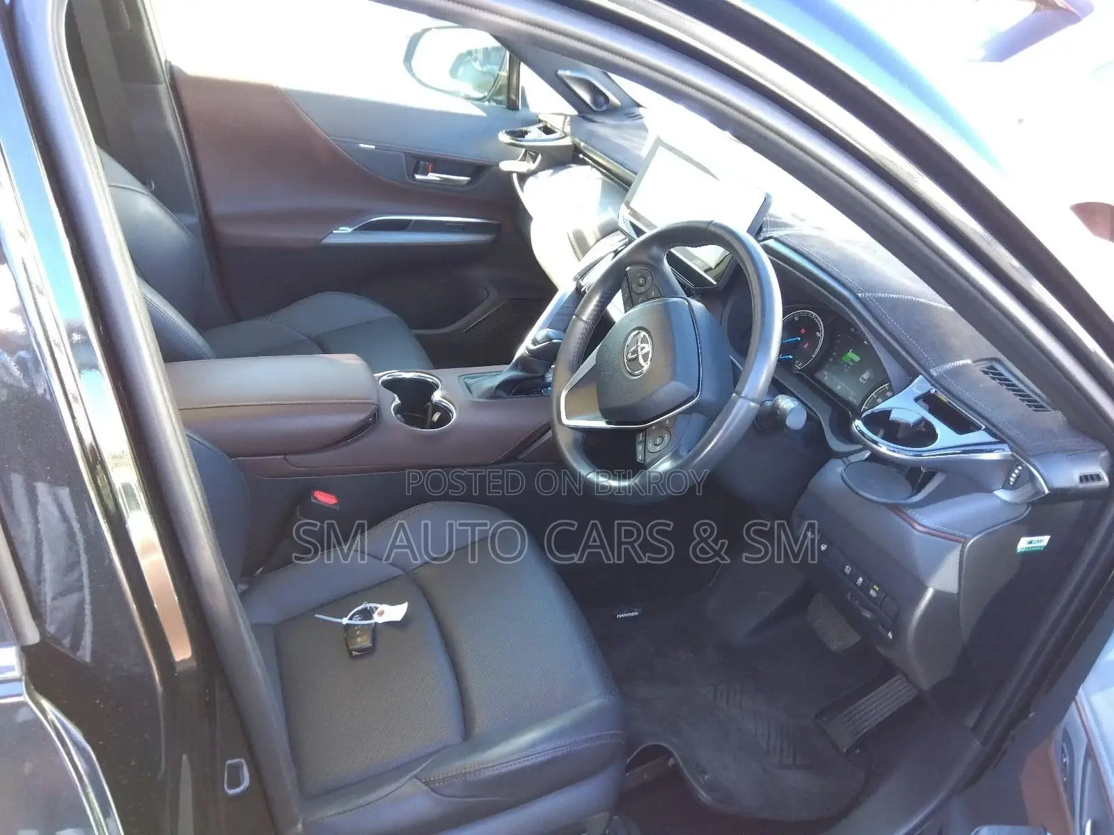 Toyota Corolla Cross Hybrid Z Black Color 2022