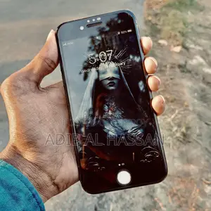 Apple iPhone 7 (Used)
