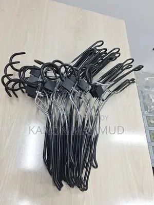 শার্ট, টি ও পাঞ্জাবীর হেংকার