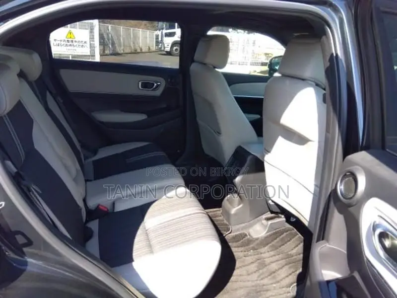 Honda Vezel Hybrid E Play 4.5 2021