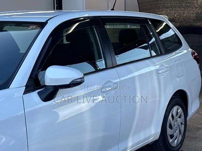 Toyota Fielder Hybrid EX Pre-Order 2021