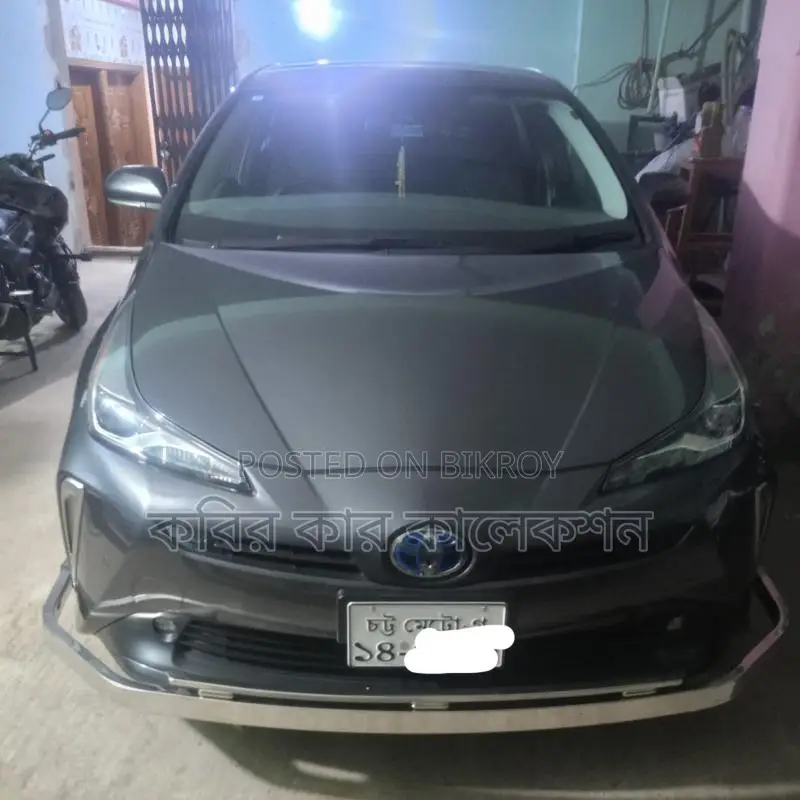 Toyota Prius hybrid 2020