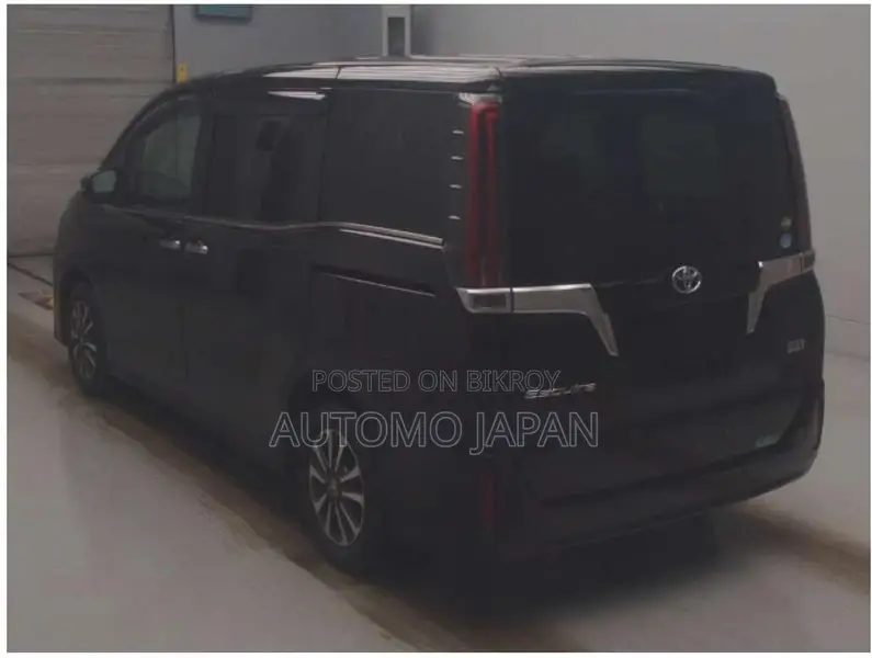 Toyota Esquire GI 2020