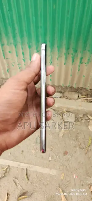 Samsung Galaxy S10 (Used)