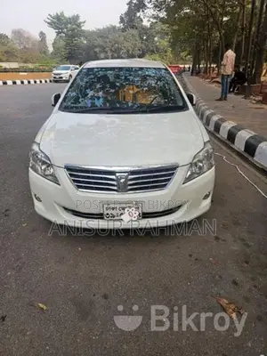 Toyota Premio F 2012