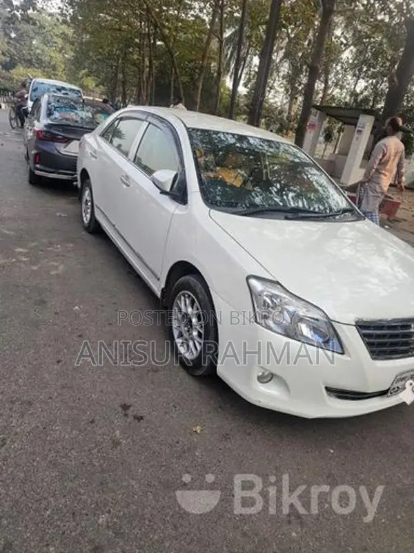 Toyota Premio F 2012