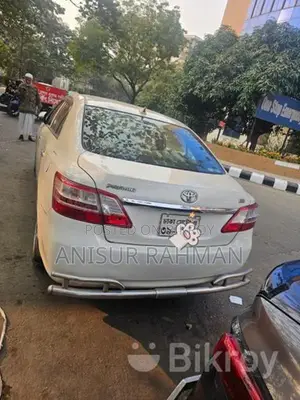 Toyota Premio F 2012
