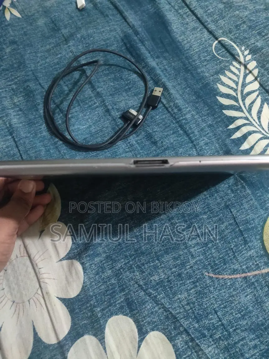 Tablet 16 GB
