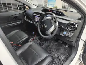 Toyota Aqua G push 2016