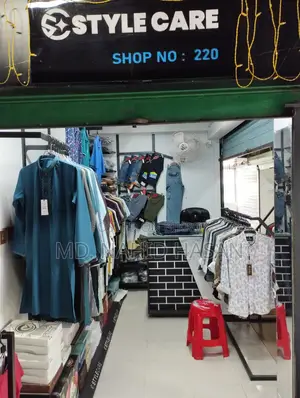 Aesthetic Clothing Showroom for Rent!