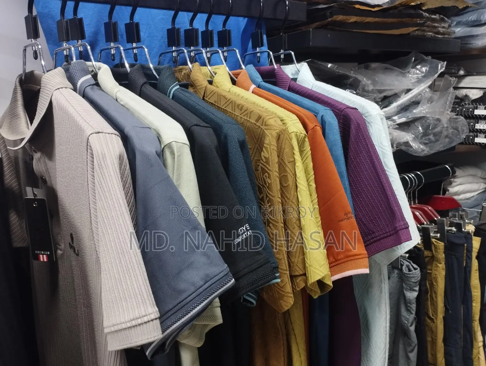 Aesthetic Clothing Showroom for Rent!