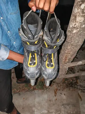 স্কেটিংসু