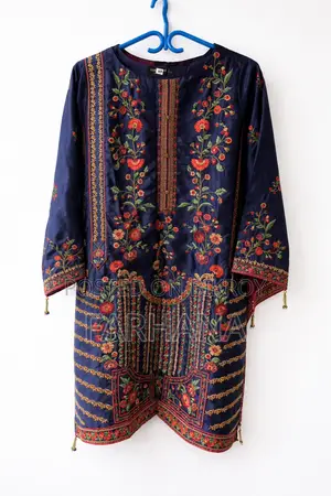 Single Kurti in Fresh Condition
