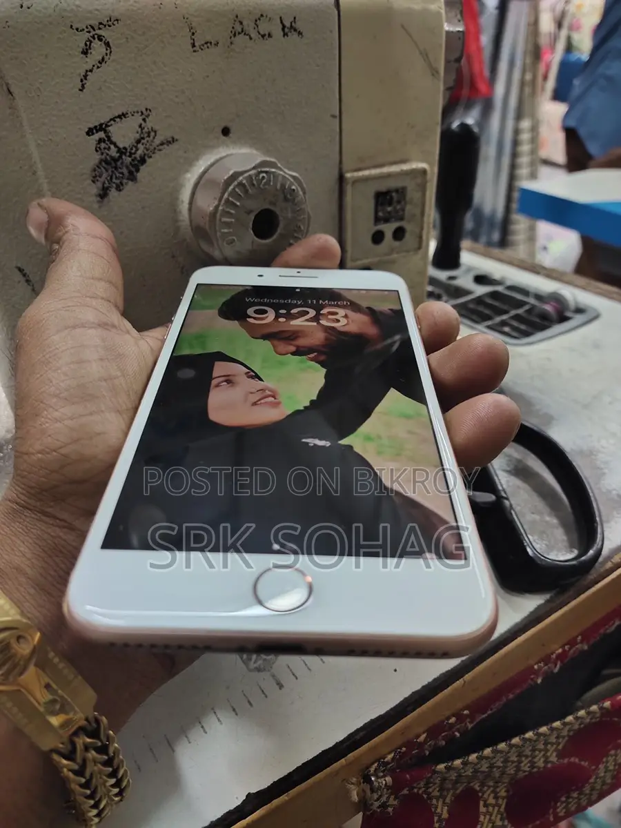 Apple iPhone 8 Plus (Used)