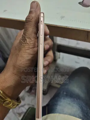 Apple iPhone 8 Plus (Used)