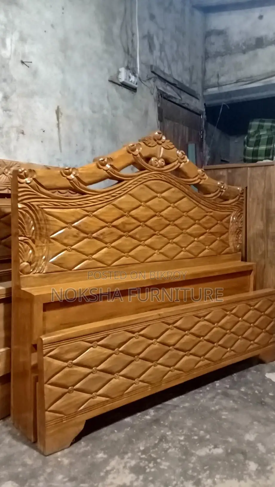 2.5-inch Solid Wood Bed – Wholesale & Retail