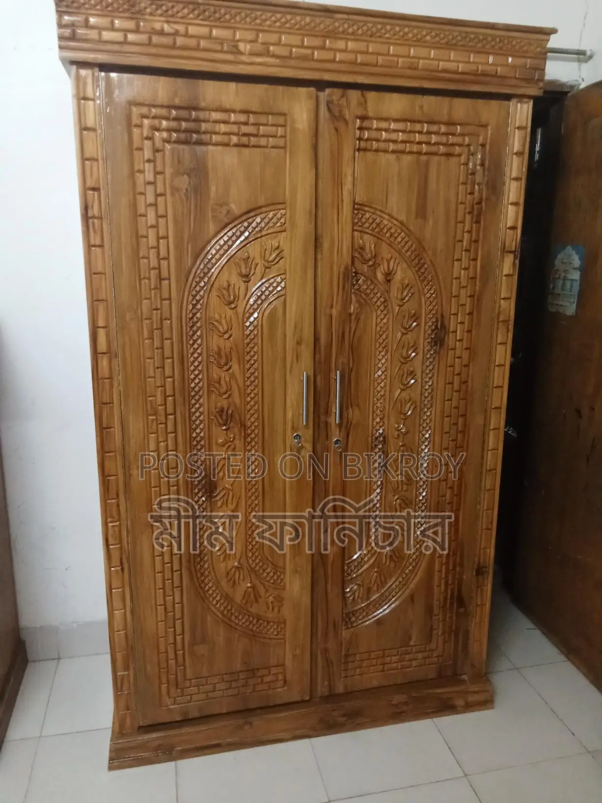 Sell a 100% Chittagong Teak Wood Almirah