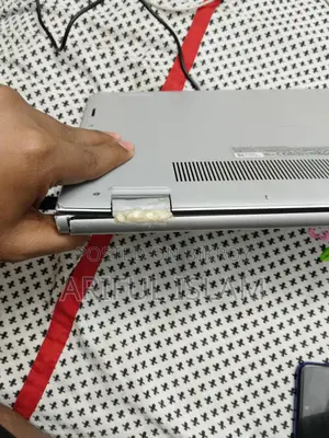 DELL Inspiron 3511