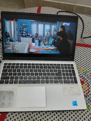 DELL Inspiron 3511