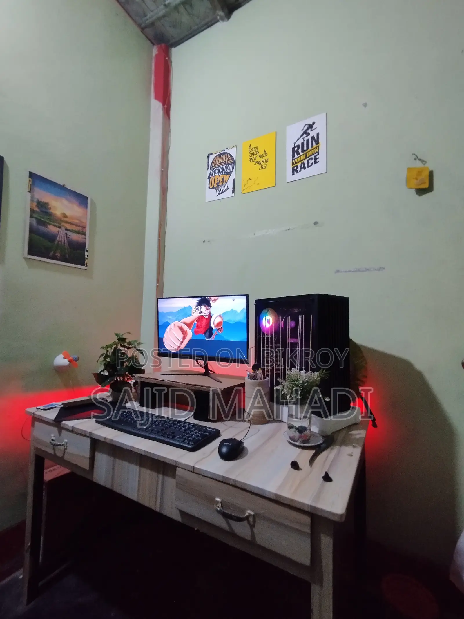 Customised PC sale post