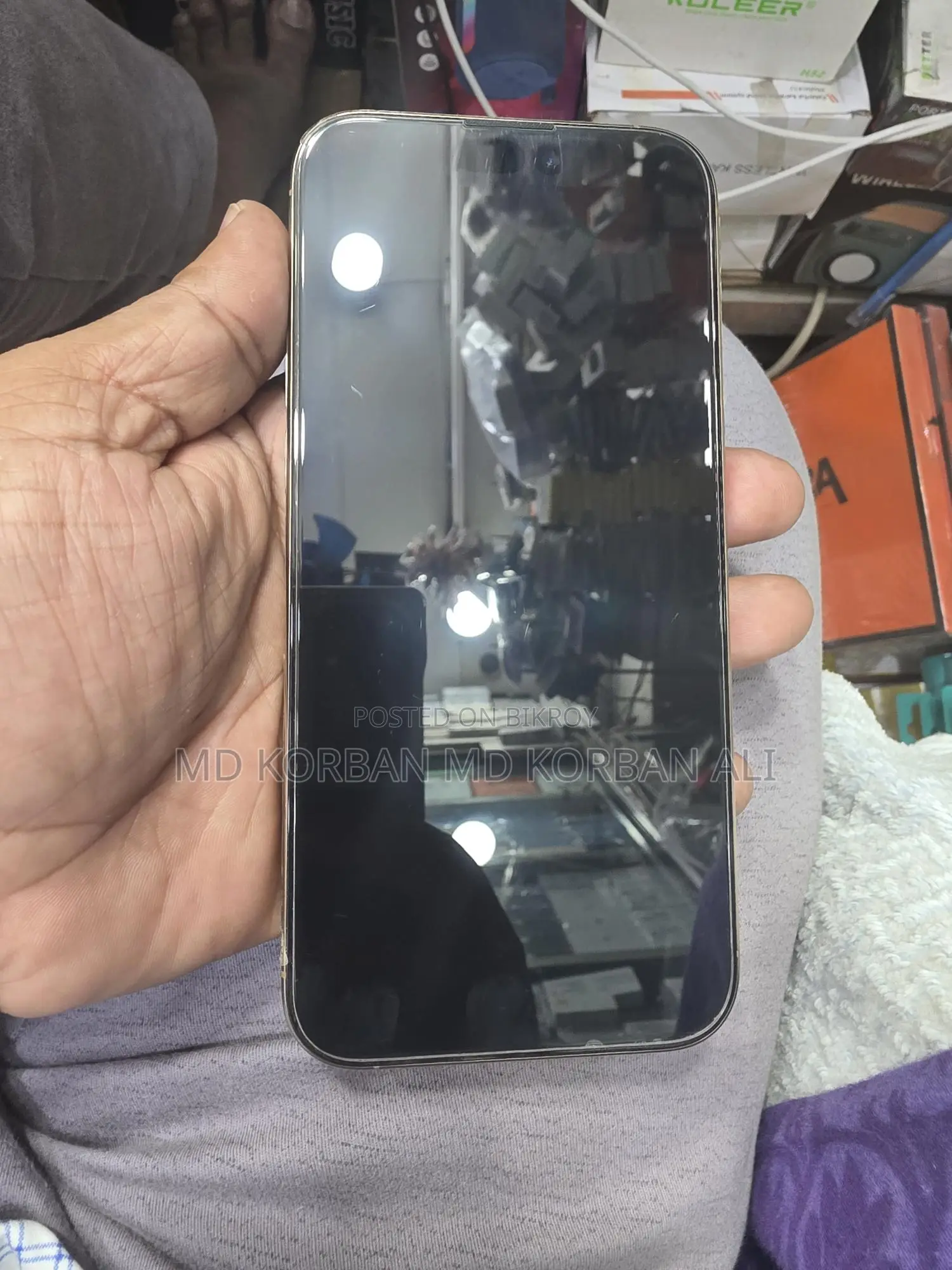Apple iPhone 16 Pro Max . (Used)