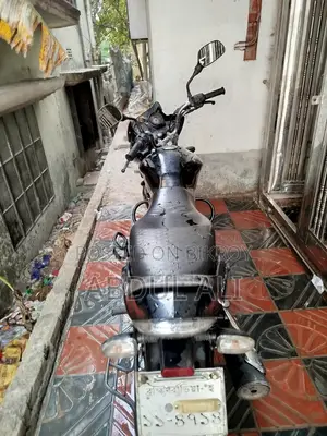 Bajaj Discover 100 2018