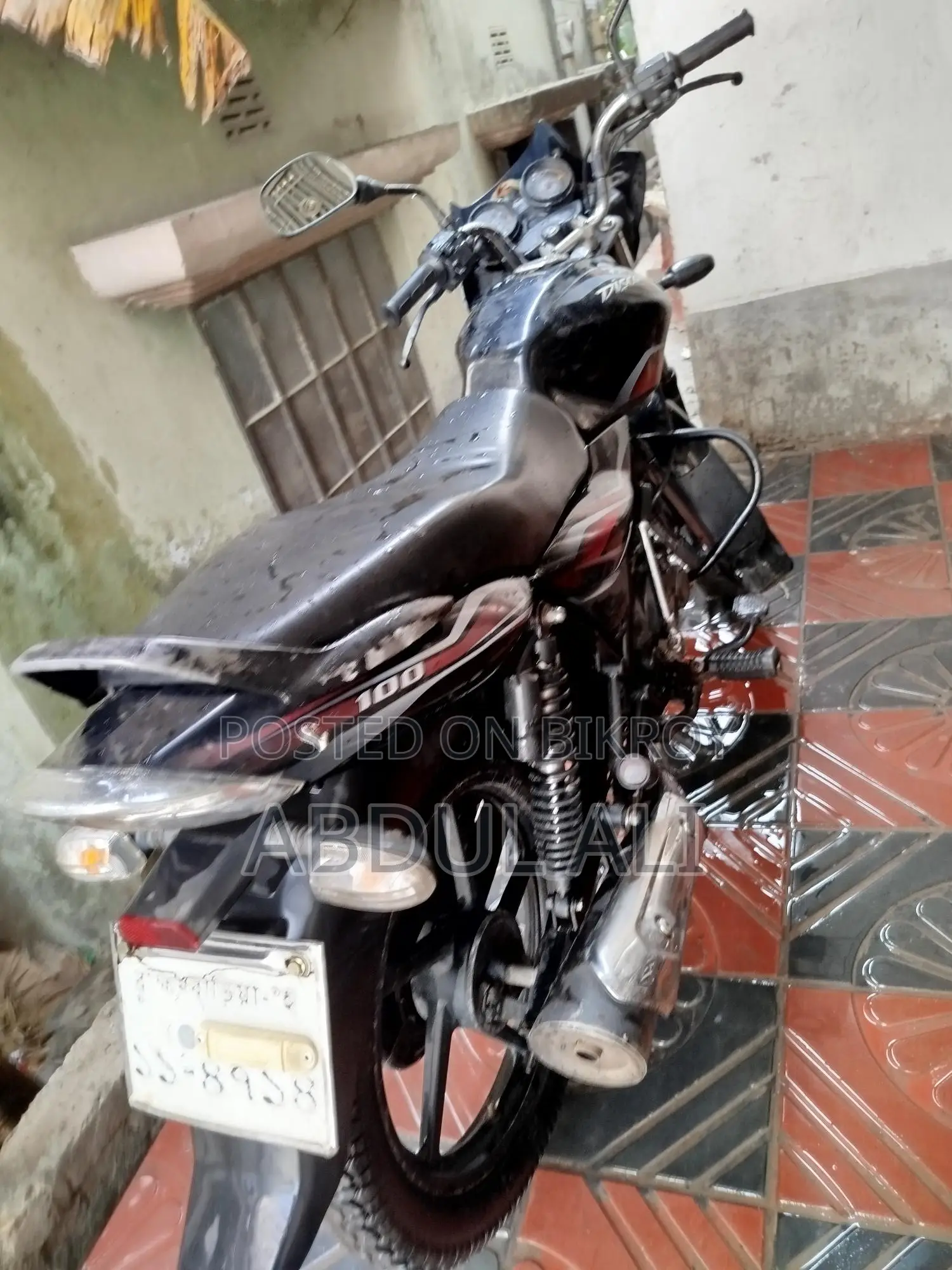 Bajaj Discover 100 2018
