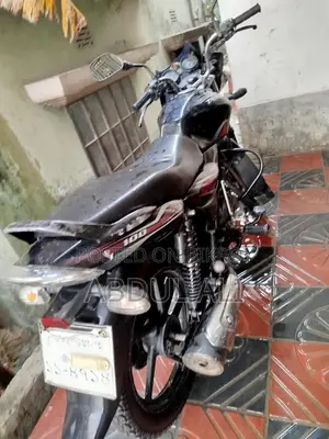 Bajaj Discover 100 2018