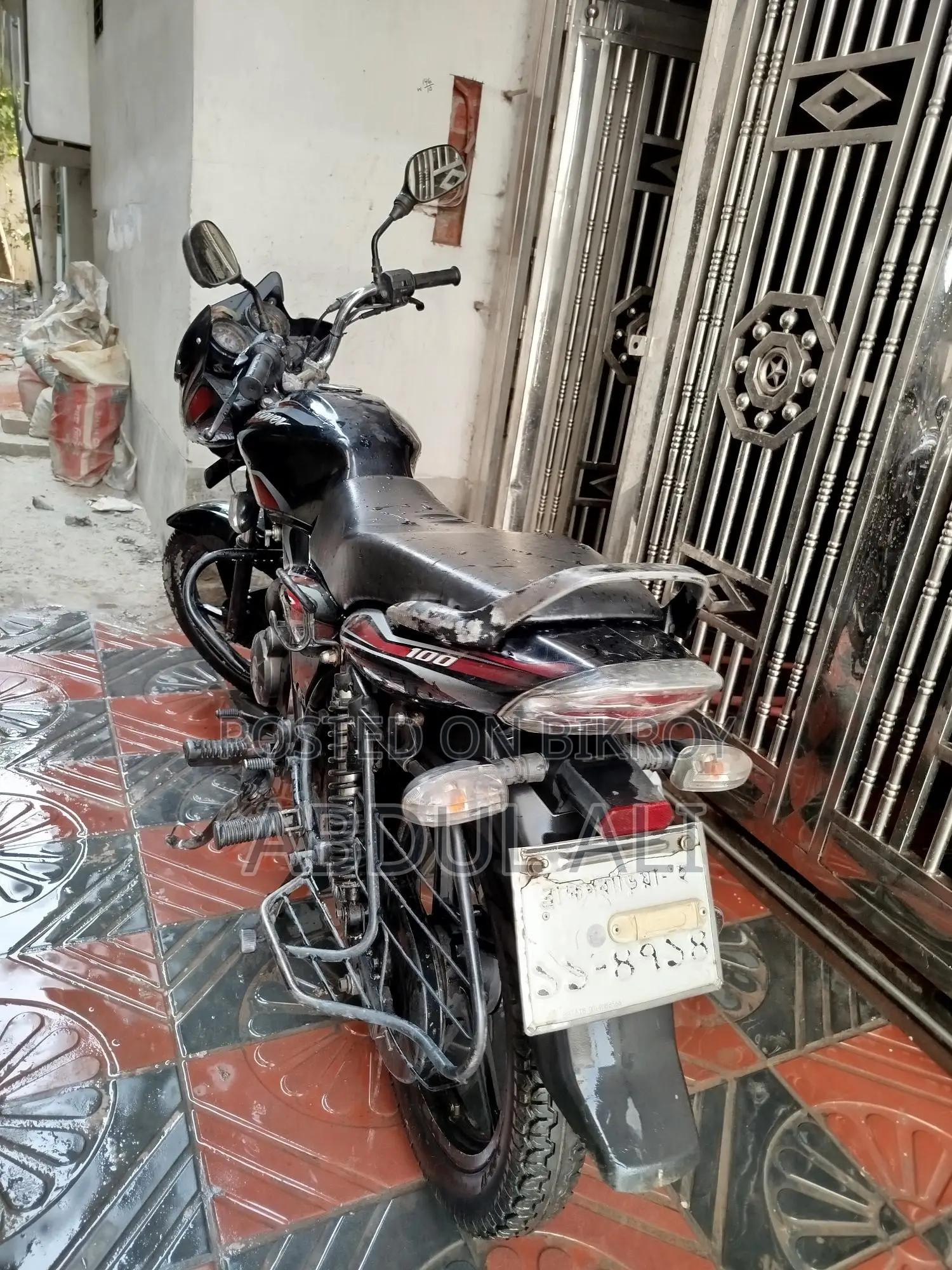 Bajaj Discover 100 2018