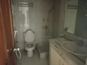 Good Quality 3 Bedroom Un Farnised Flat Rent In Gulshan