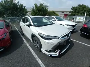 Toyota Corolla Cross Z Pearl Hardtop 2022