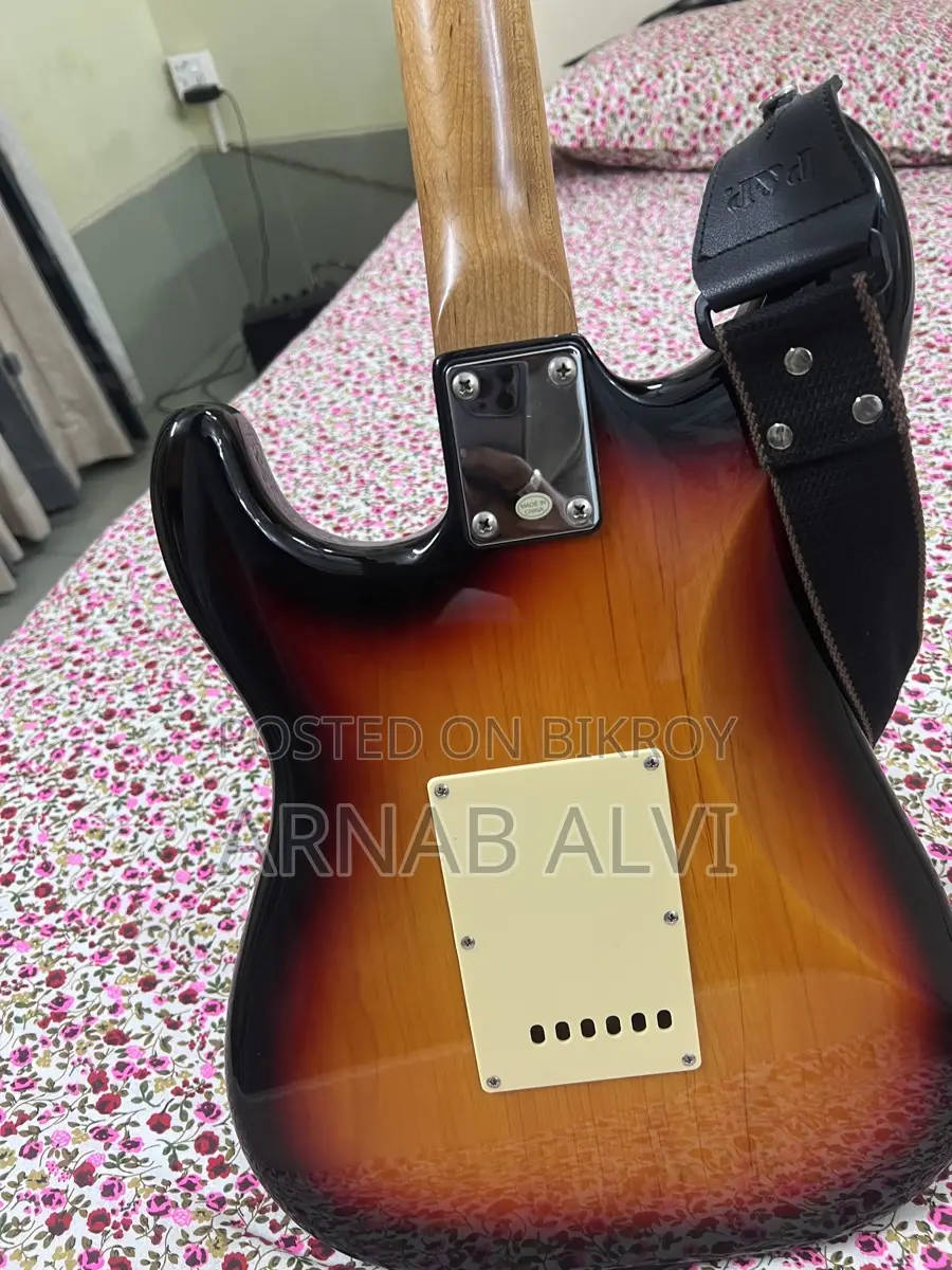 Guitar Bacchus Bst 2 Rsm