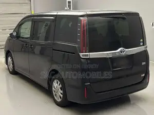 Toyota Noah G edition Hyb 2020