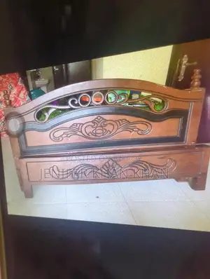 6/7 Size Bed
