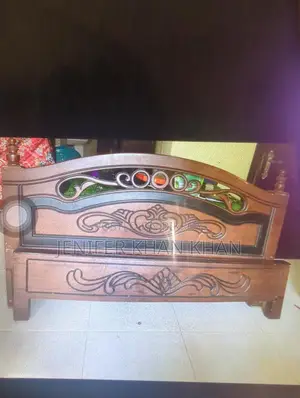 6/7 Size Bed