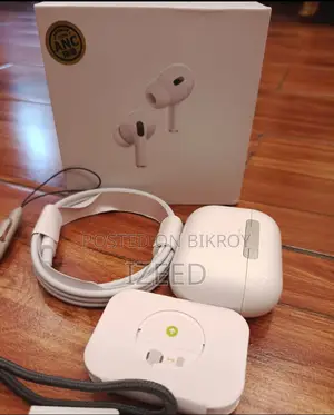 Apple Airpods Pro. ( White )