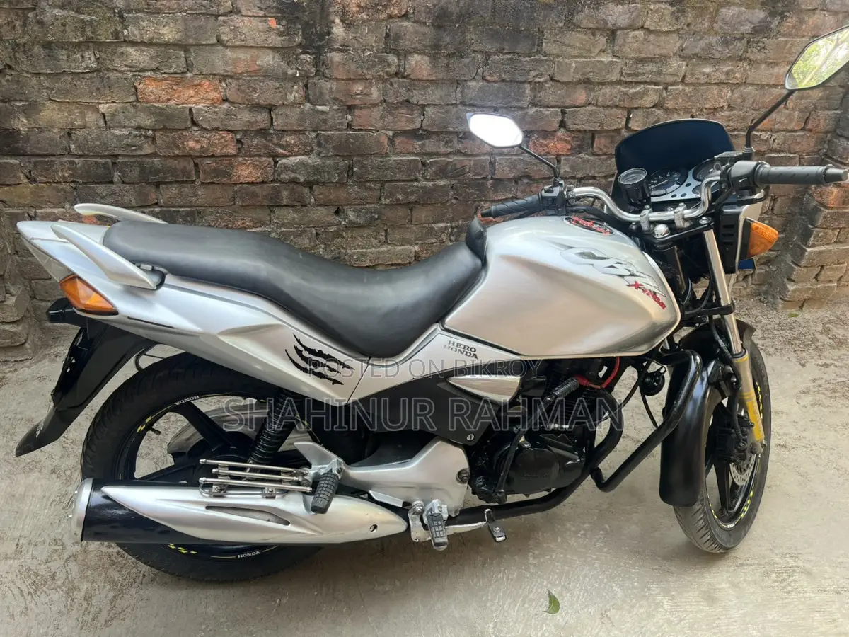 Hero CBZ . 2011