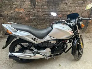 Hero CBZ . 2011