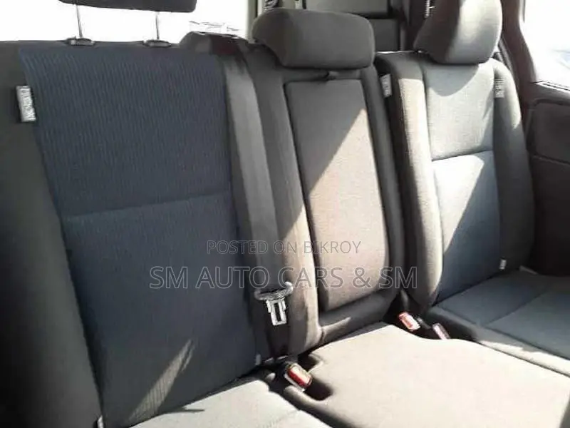 Toyota Noah Non Hybrid X Black 2021